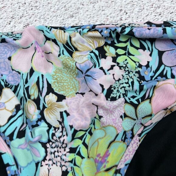 Victoria’s Secret floral bikini bottoms L - Picture 3 of 6